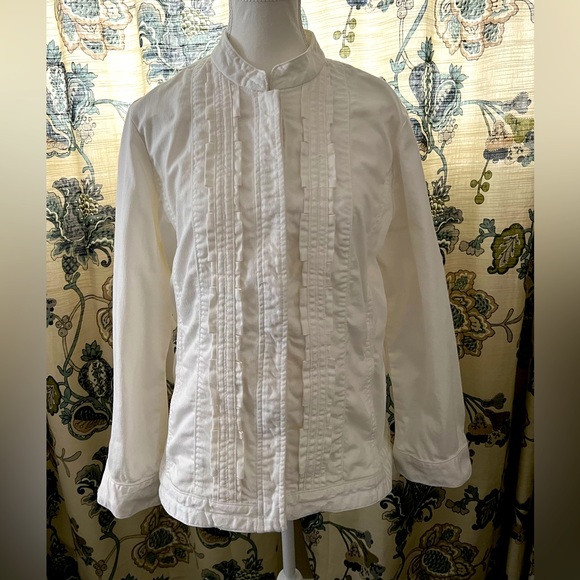 Chico’s Platinum White Raquel Ruffle Jean Jacket Size 2 (L) - Picture 2 of 8